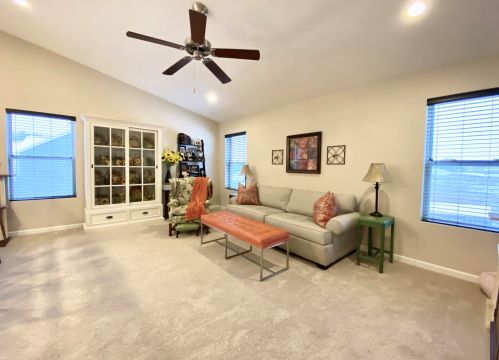 554 Oak Mdw Dr, Middlevle MI 49333-8478 exterior