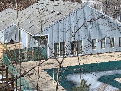 330 Sunderland Rd, Worcester MA  01604-2544 exterior