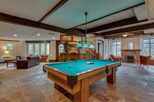 1289 Beech Vly Rd, Atlanta GA 30306-3123 exterior