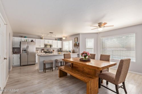 11871 Gray Eagle Ave, Tucson AZ 85737-8662 exterior