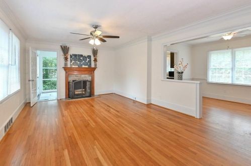 381 Hilderbrand Dr, Atlanta GA  30328-4155 exterior