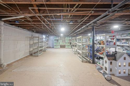 111 Oakland Ave, Camden NJ 08107-1212 exterior