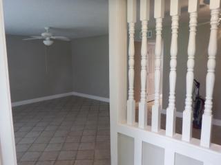 2331 Triway Ln, Houston TX  77043-2106 exterior