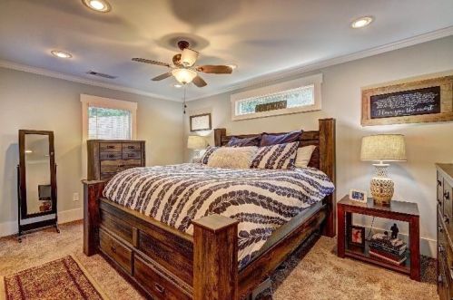 1401 Forrest Ave, Atlanta GA 30344-2709 exterior