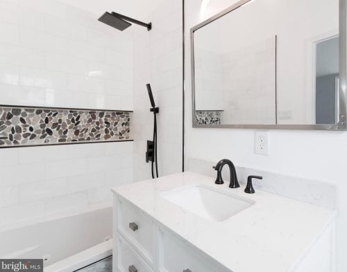 4614 Hayes St, Washington DC  20019-3611 exterior