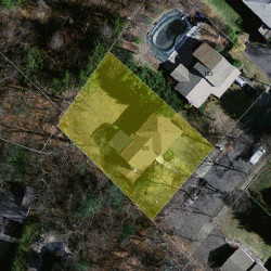 109 Dorcar Rd, Newton MA  02459-3402 aerial view