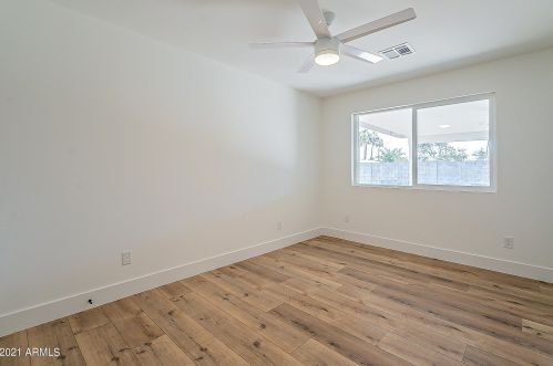 3202 Captain Dreyfus Ave, Phoenix AZ 85032-6706 exterior