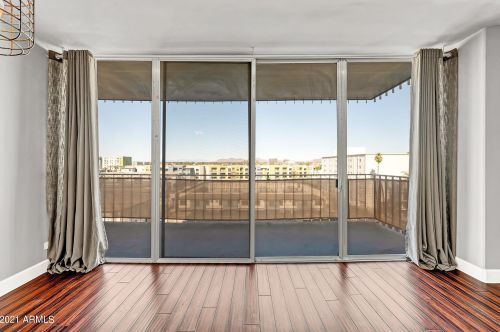 207 Clarendon Ave, Phoenix, AZ 85013-3408