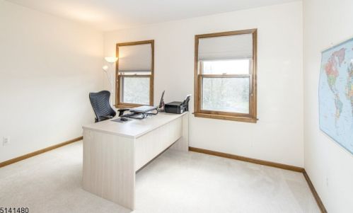 10 Greensview Dr, Scotch Plains NJ 07076-2708 exterior