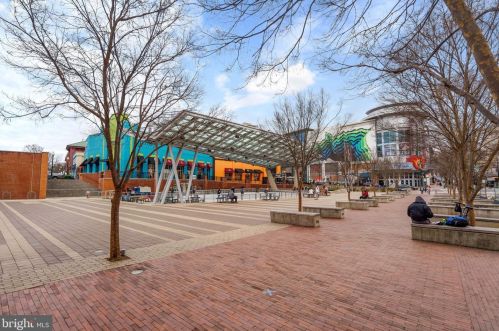 8718 Manchester Rd, Silver Spring MD  20901-4233 exterior