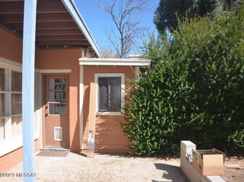 10700 Tanque Verde Rd, Tucson AZ 85749-9611 exterior