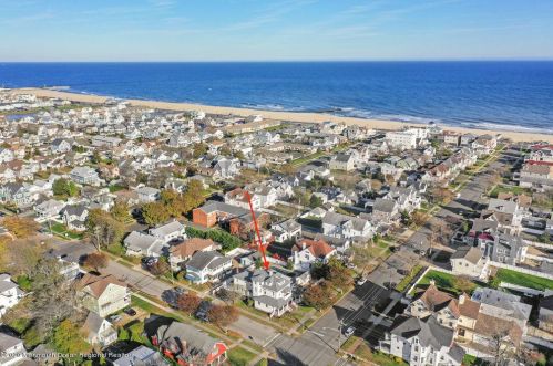 218 11th Ave, Belmar, NJ 07719-2404