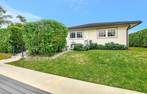 769 Enfield St, Boca Raton FL  33487-3116 exterior