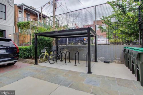 901 D St, Washington DC  20024-2139 exterior