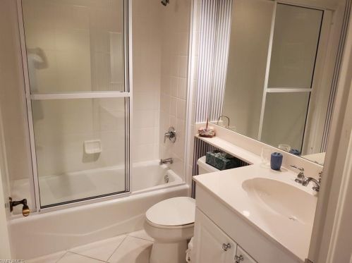 7225 Pelican Bay Blvd, Naples FL 34108-5515 exterior