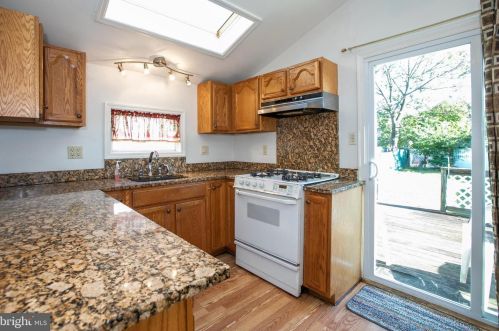 442 Lynwood Ave, Trenton NJ 08609-1711 exterior