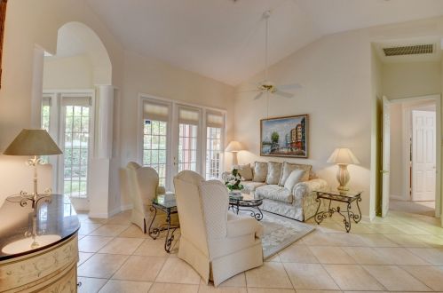 9911 Coronado Lake Dr, Boynton Beach FL 33437-5348 exterior