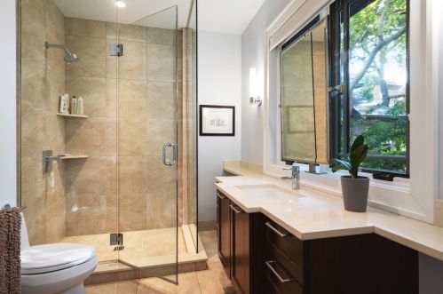 819 Castlewood Ter, Chicago IL  60640-4216 exterior