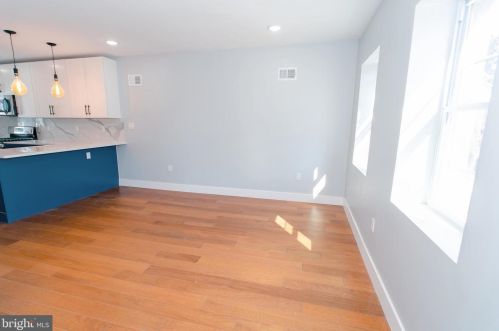 2744 Marshall St, Philadelphia PA 19133-0023 exterior