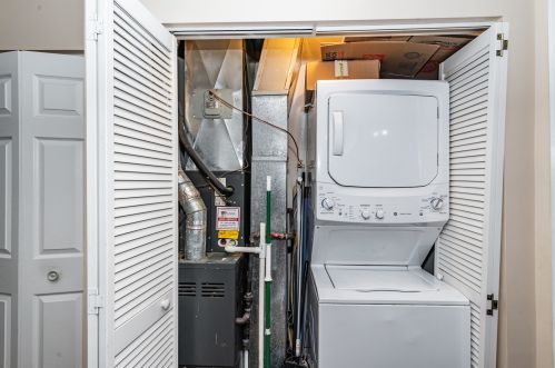 1643 Lunt Ave, Chicago IL 60626-2749 exterior