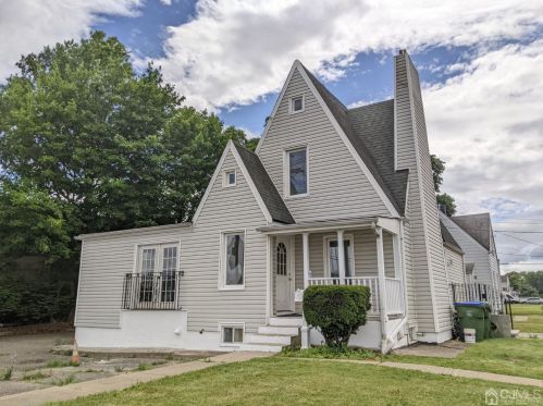 120 Plainfield Ave, Edison NJ  08817-3712 exterior