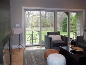 752 Elmwood Rd, Cleveland OH  44116-1212 exterior