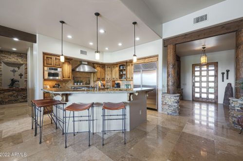 37025 33rd Ave, Phoenix AZ  85086-8740 exterior