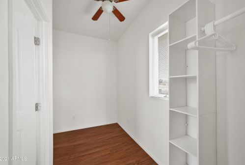 1229 13th Ave, Phoenix AZ 85007-4138 exterior