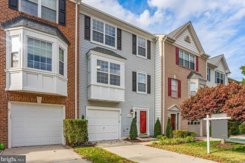 6016 Lands End Ln, Alexandria VA  22315-2666 exterior
