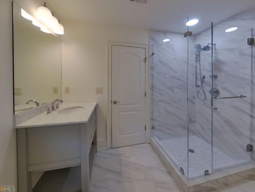 2765 Durham Dr, Atlanta GA  30319-3673 exterior