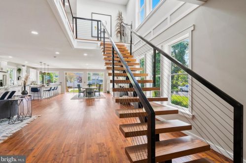 2216 30th St, Washington DC  20020-3369 exterior