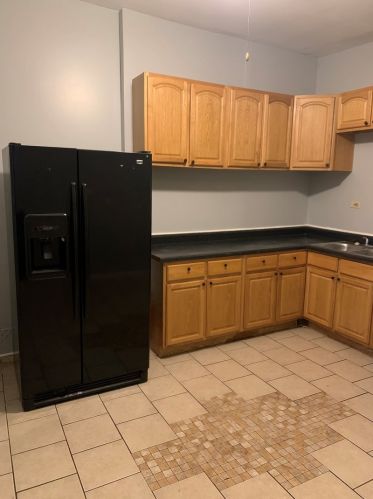 3831 Arthington St, Chicago, IL 60624-4002