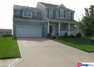 2113 Mineral Dr, Omaha NE  68046-8047 exterior