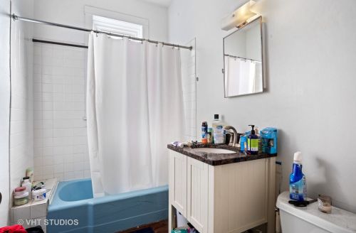 2036 Hoyne Ave, Chicago IL 60643-3308 exterior