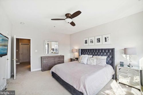 302 Ridgemont Ave, Rockville MD 20850-6061 exterior