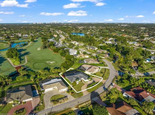 489 Cypress Way, Naples FL 34110-1107 exterior