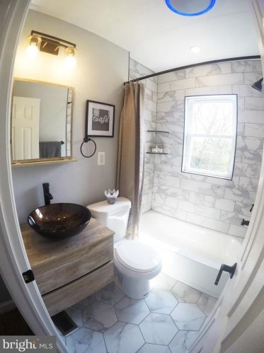 4533 Eads Pl, Washington DC  20019-4764 exterior