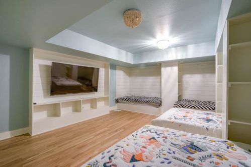 2203 Allen St, Dallas TX 75204-2609 exterior