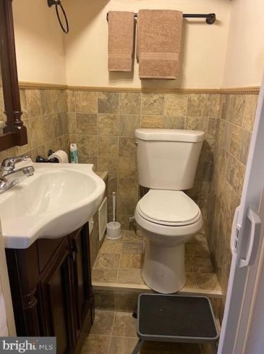 5101 Greene St, Philadelphia PA 19119-3248 exterior