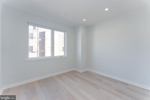 1122 26 St, Philadelphia PA 19121-4636 exterior