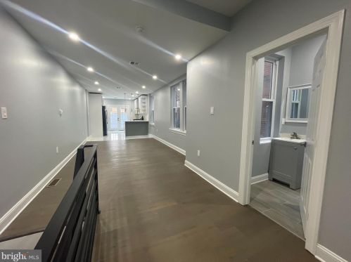 1617 Allengrove St, Philadelphia PA  19124-2729 exterior