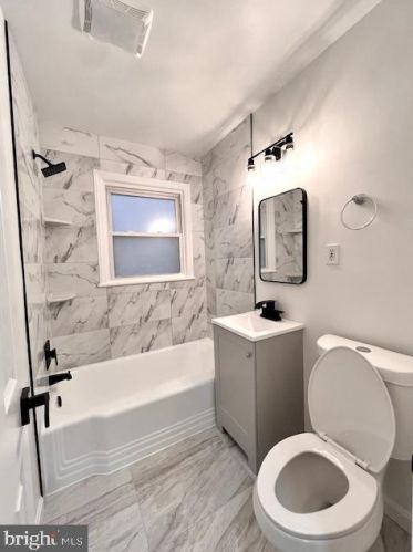 6949 Westhampton Dr, Alexandria VA 22307-1527 exterior