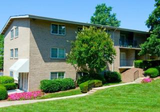 5797 Rayburn Ave, Alexandria VA  22311-5784 exterior