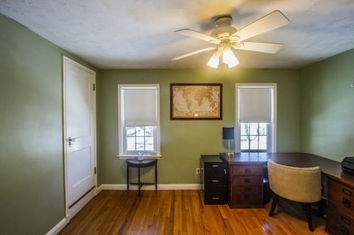 79 Deerfield St, Worcester MA 01602-4349 exterior