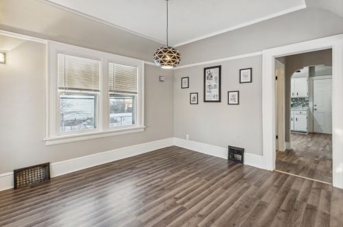 6024 36th St, Milwaukee WI  53221-4618 exterior