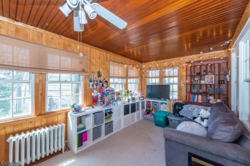 40 Highland Trl, Parsippany NJ 07834-2009 exterior