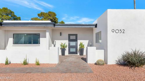 9052 29th St, Phoenix AZ  85028-5302 exterior