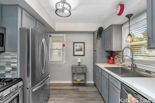 1243 Northlawn St, Grand Rapids MI 49505-3866 exterior