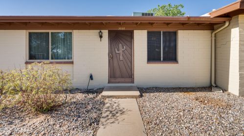 3988 Evergreen Ave, Tucson, AZ 85730-3903