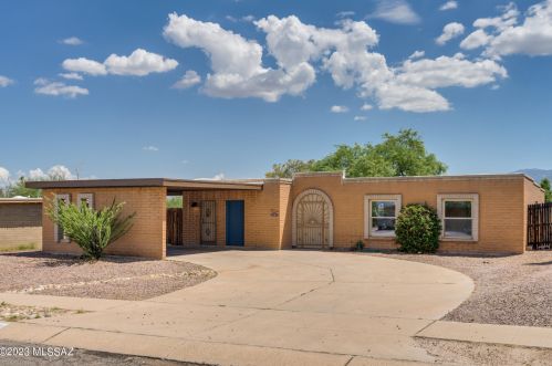 1751 Kevin Dr, Tucson, AZ 85748-7453